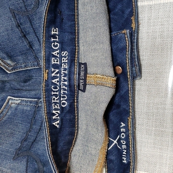 American Eagle Jeans with Patches, Size 00 - Picture 14 of 17
